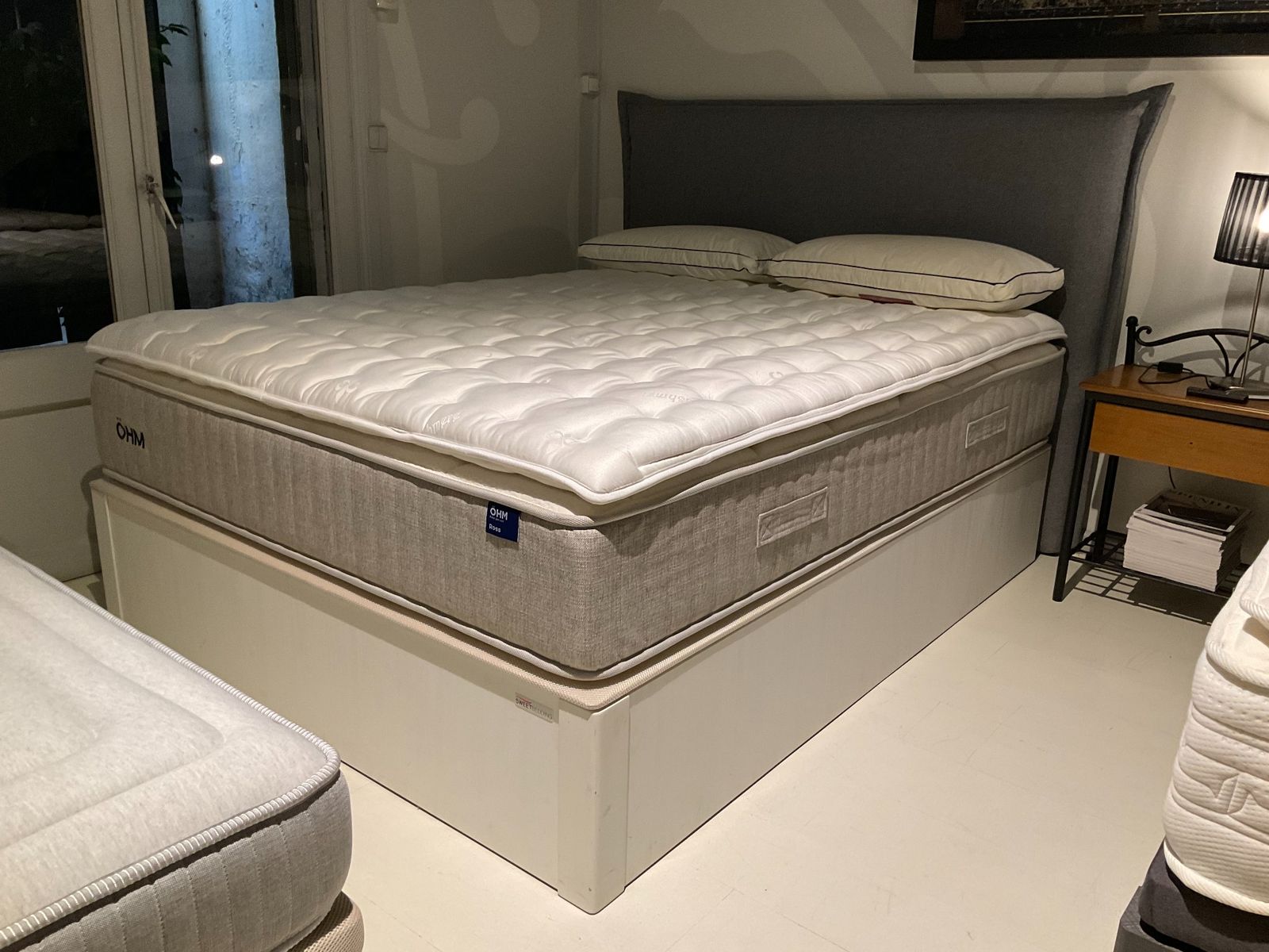 Canapé abatible motorizado TapiBox SweetBedding con iluminación LED - ÖHM